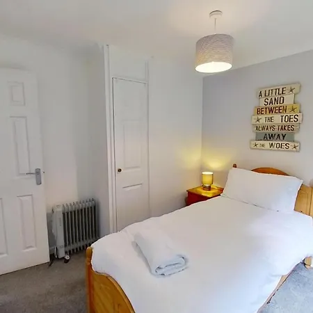 Holiday home 88 Strawberry Hill, Tolroy Manor *